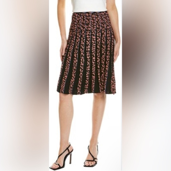 Diane Von Furstenberg Susan Skirt Pleated Jacquard-Knit Skirt Size Small NEW - Picture 4 of 14